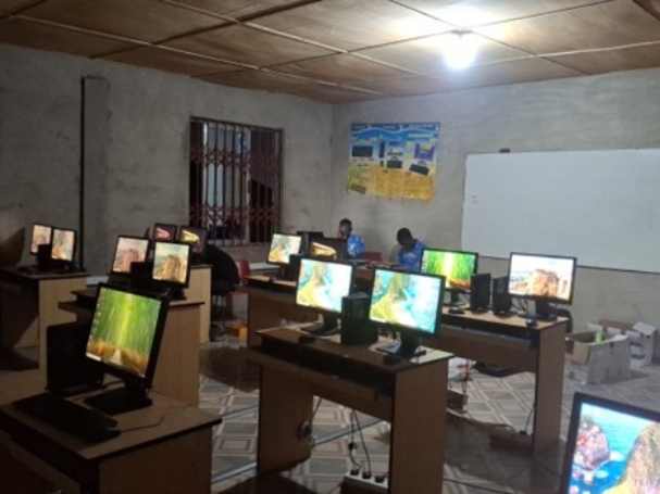 After RGC Installed the 21 workstations for MagMount Zion International School